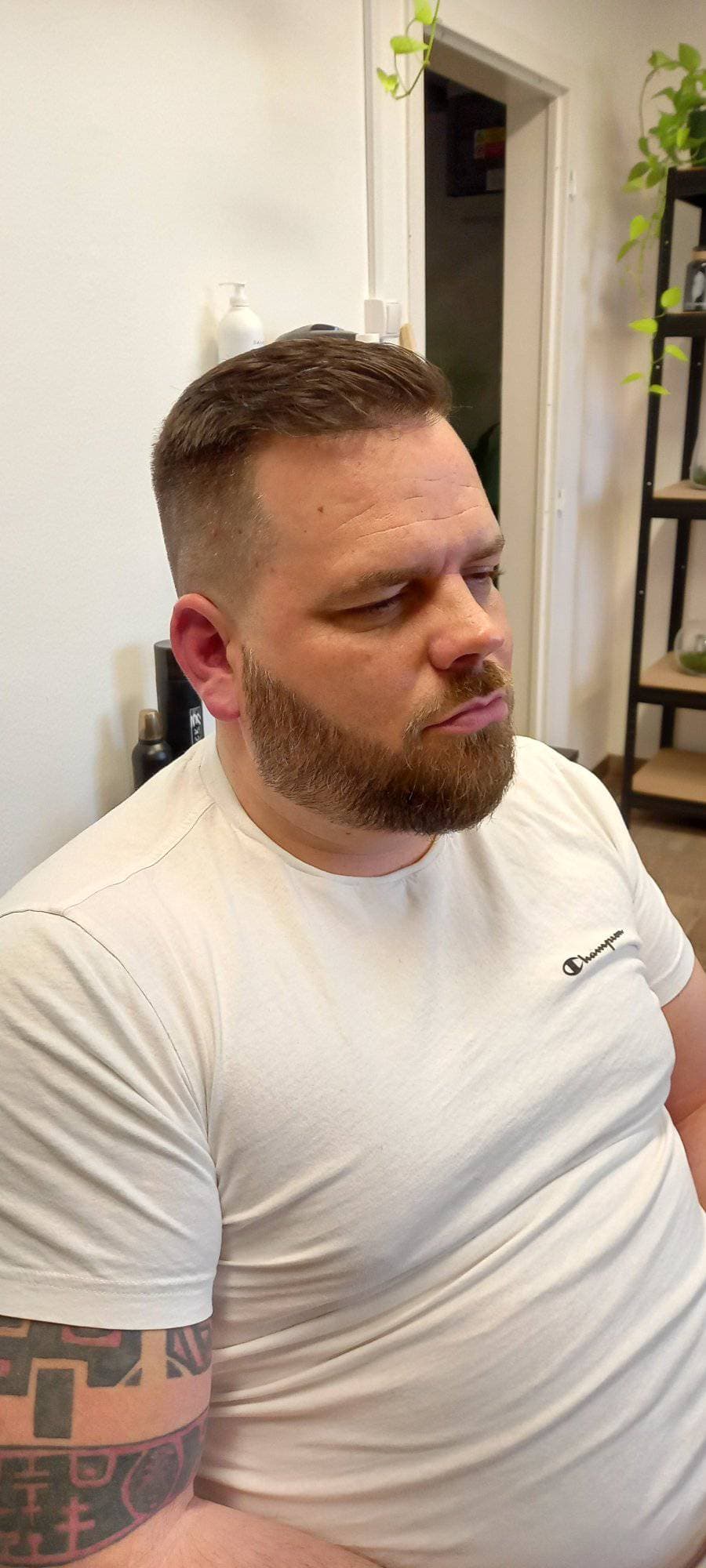 Klasický pánský střih s úpravou v Ostravě